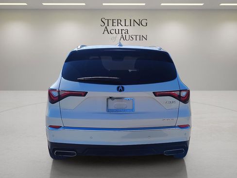 Used 2023 Acura MDX SH-AWD w/ Advance Package image 6
