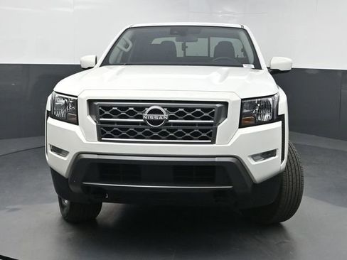 Used 2024 Nissan Frontier SV w/ SV Convenience Package AWD/4WD image 6