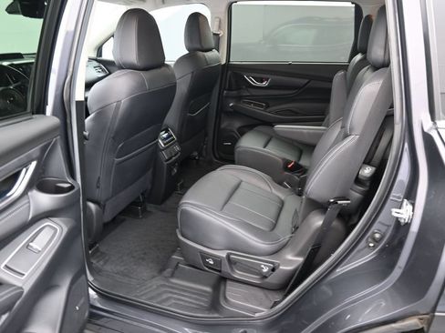 Used 2024 Subaru Ascent Limited w/ Technology Package AWD/4WD image 18