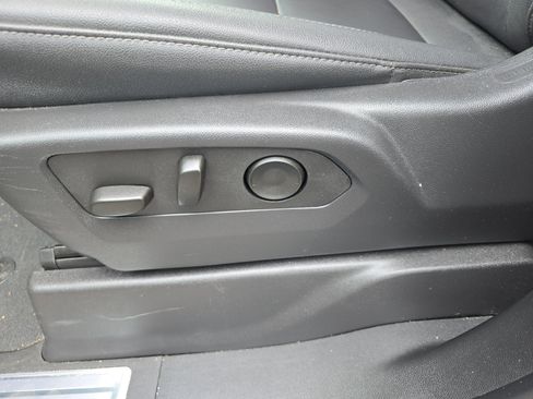 Used 2025 GMC Sierra 1500 Elevation w/ Elevation Premium Package image 17