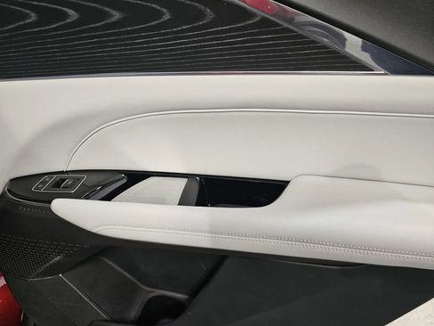 Used 2024 Cadillac Lyriq Sport RWD image 8