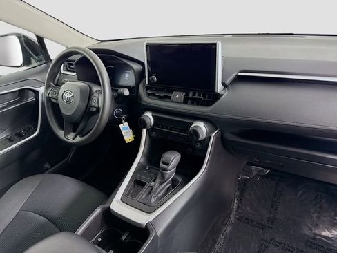 Certified 2025 Toyota RAV4 LE image 27