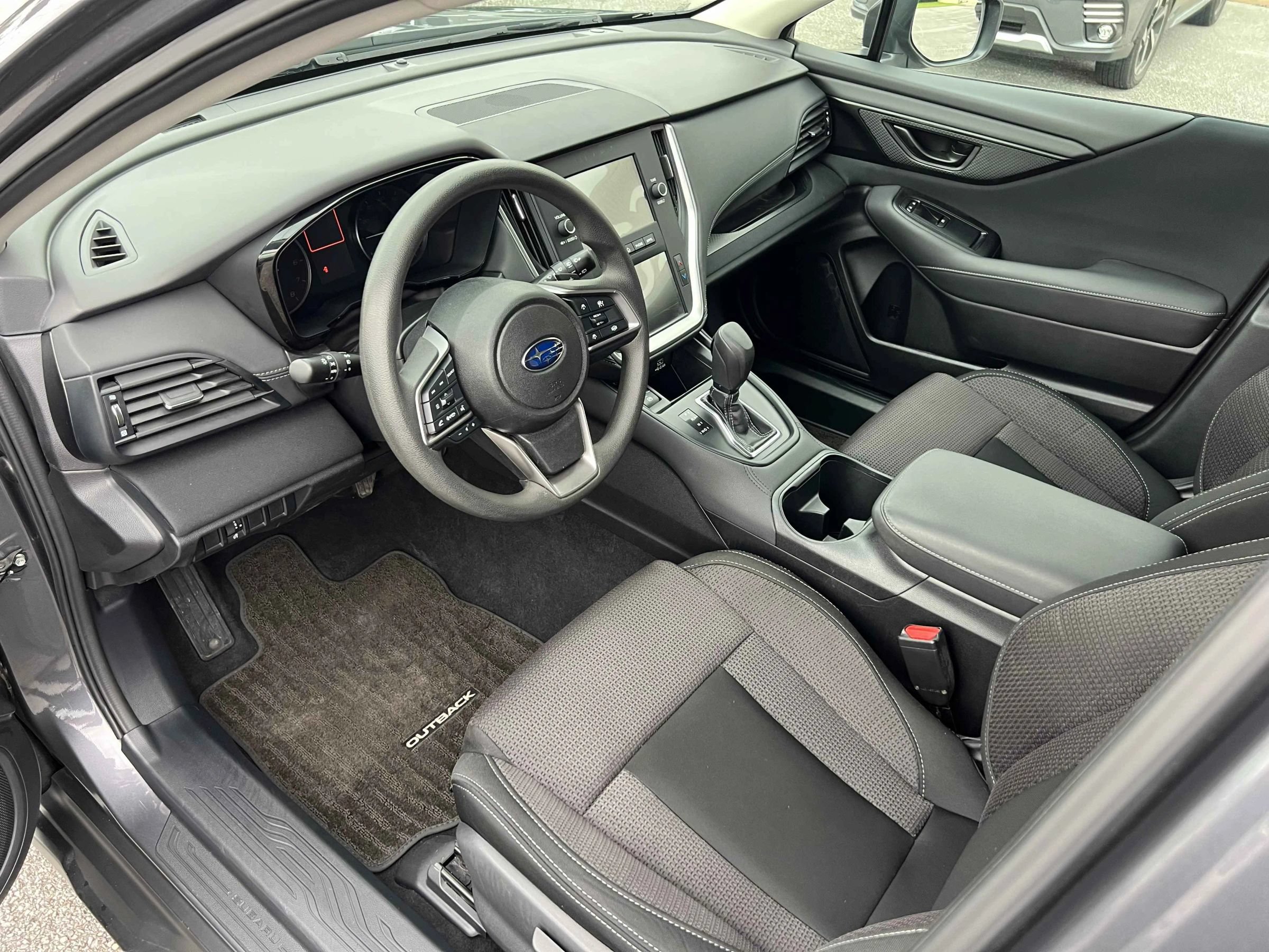 Used 2024 Subaru Outback AWD/4WD image 10