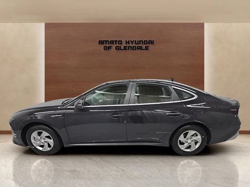 New 2026 Hyundai Sonata SE FWD image 3