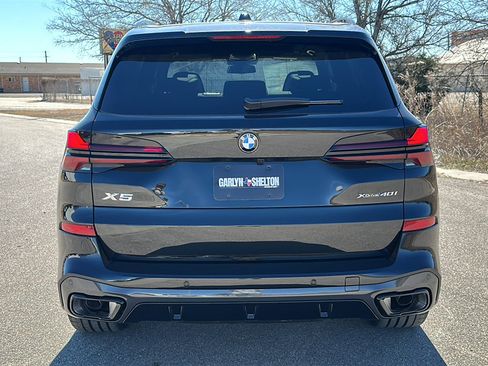 New 2026 BMW X5 xDrive40i w/ M Sport Package image 7