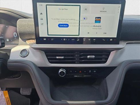 New 2025 Ford Explorer Active w/ Active Comfort Package image 11