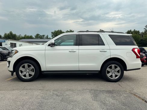 Used 2020 Ford Expedition XLT w/ Equipment Group 201A AWD/4WD image 8