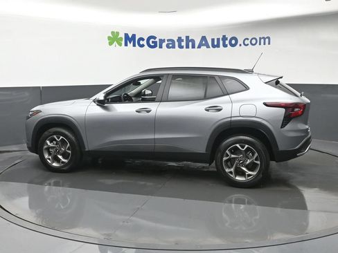 New 2026 Chevrolet Trax LT w/ Driver Confidence Package FWD image 23