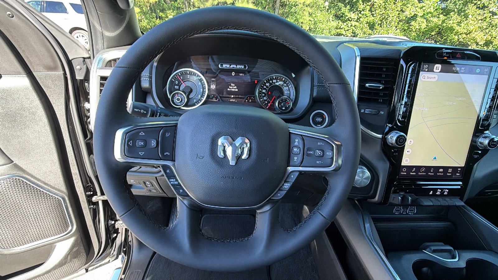 Used 2025 RAM 1500 Laramie w/ Sport Appearance Package AWD/4WD image 28