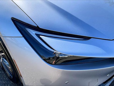 Used 2023 Toyota Prius XLE image 27