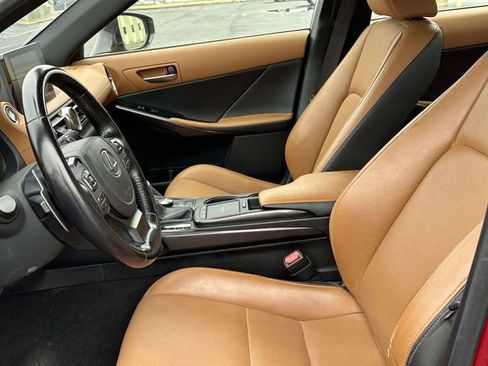 Used 2022 Lexus IS 300 AWD w/ Comfort Package image 8