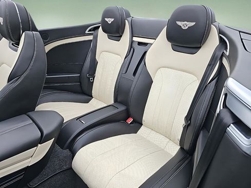 Certified 2021 Bentley Continental GT image 38