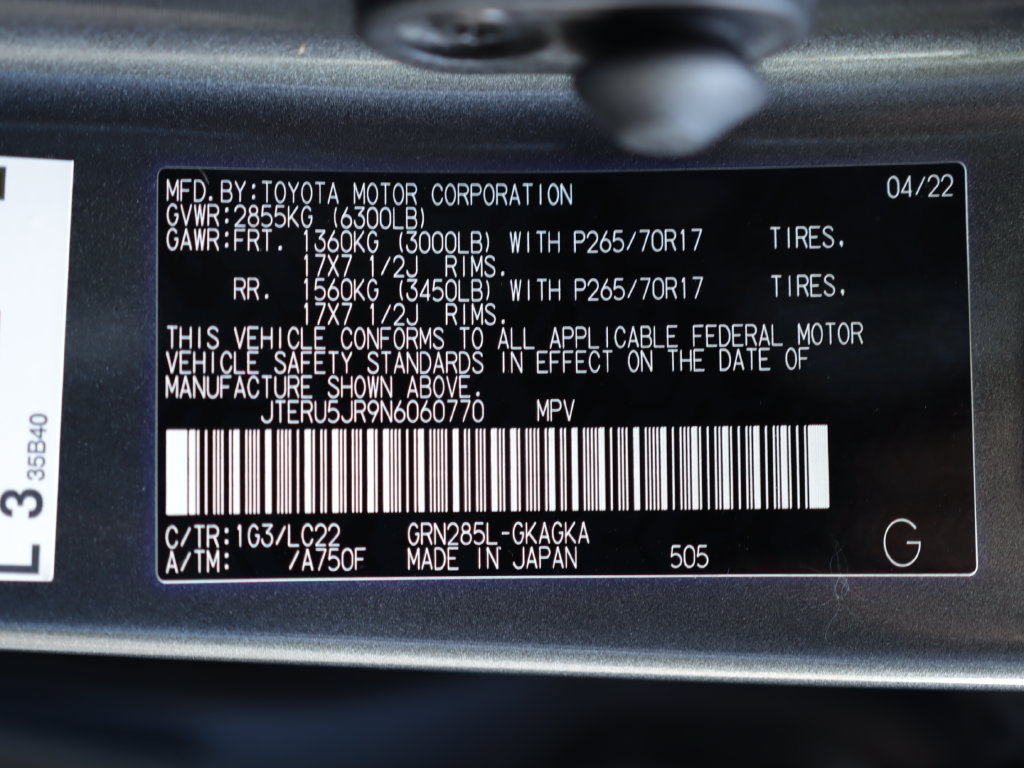 Used 2022 Toyota 4Runner TRD Off-Road Premium w/ TRD Black Wheel Package (TMS) AWD/4WD image 39