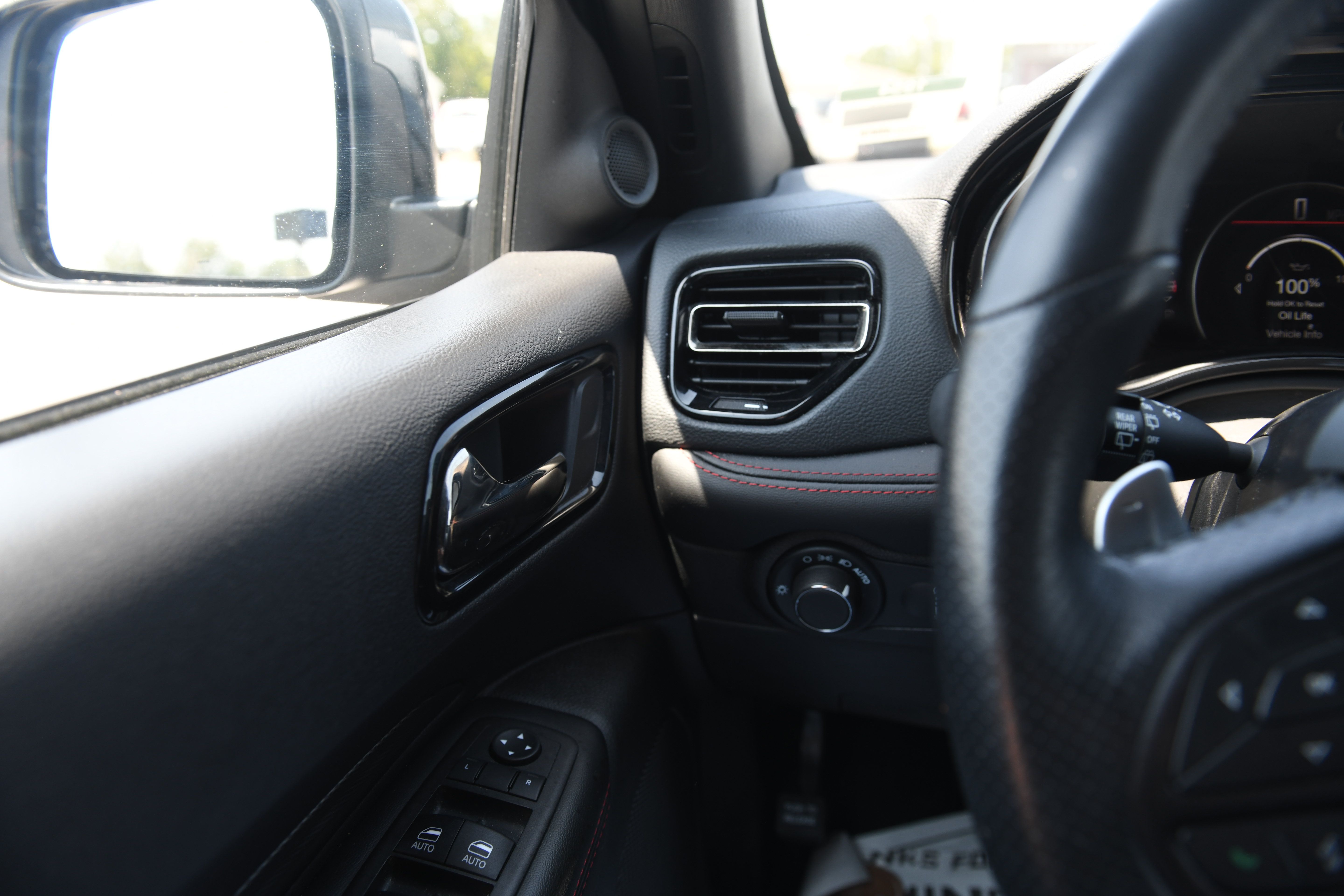 Used 2025 Dodge Durango GT AWD/4WD image 25