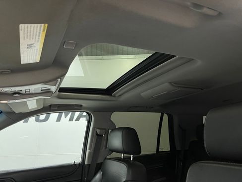 Used 2018 Chevrolet Tahoe Premier image 13