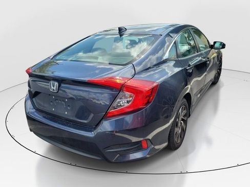 Used 2017 Honda Civic EX image 4