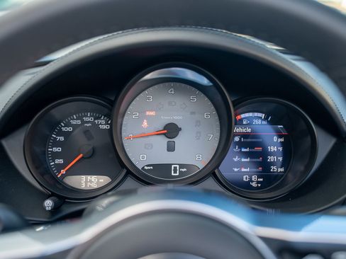 Used 2025 Porsche 718 Boxster S image 15