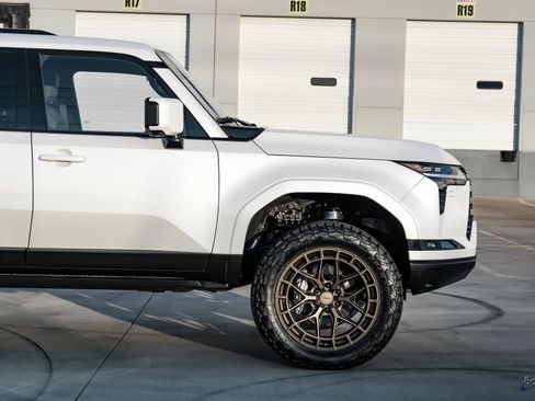 Used 2025 Lexus GX 550 image 18