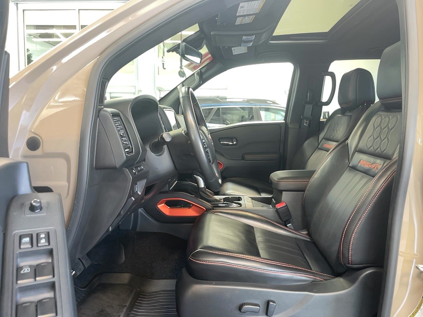 Used 2024 Nissan Frontier PRO-4X w/ Pro Premium Package AWD/4WD image 26