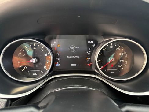 Used 2021 Jeep Compass Limited FWD image 7