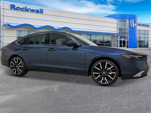 New 2025 Honda Accord Touring image 8