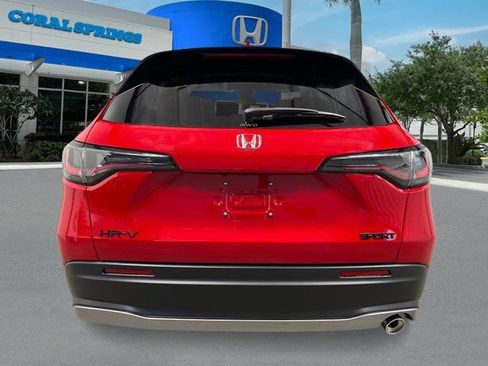 New 2027 Honda HR-V Sport image 4