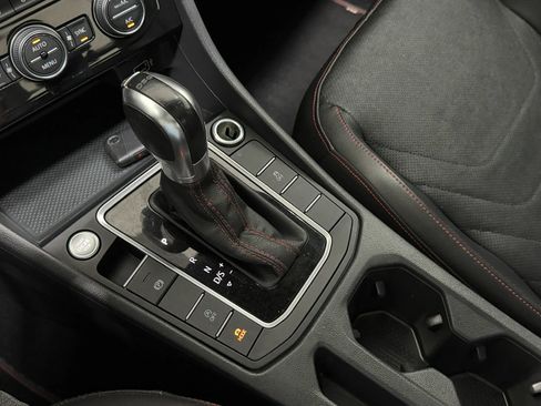 Used 2019 Volkswagen Jetta GLI FWD image 28