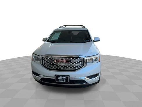 Certified 2019 GMC Acadia Denali w/ Technology Package image 3