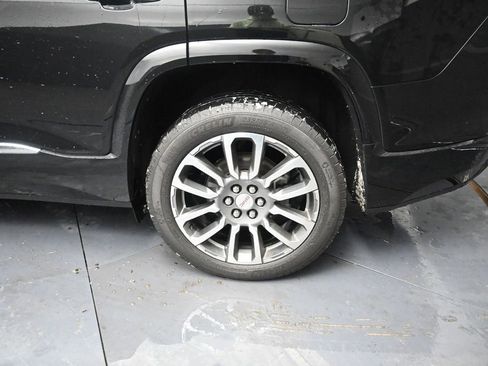 Used 2021 GMC Acadia Denali w/ Denali Ultimate Package image 15