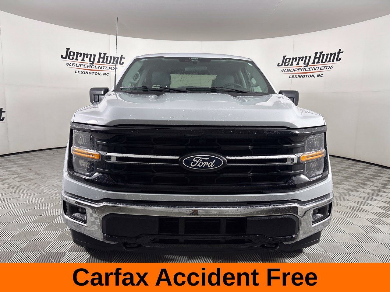 Used 2025 Ford F150 XLT w/ Equipment Group 301A Standard AWD/4WD image 3