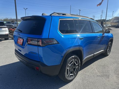 New 2026 Jeep Cherokee Limited image 8