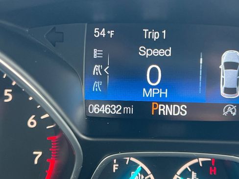 Used 2018 Ford Escape Titanium w/ Ford Safe & Smart Package image 20