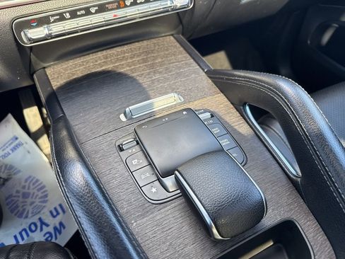 Used 2021 Mercedes-Benz GLE 350 4MATIC image 15