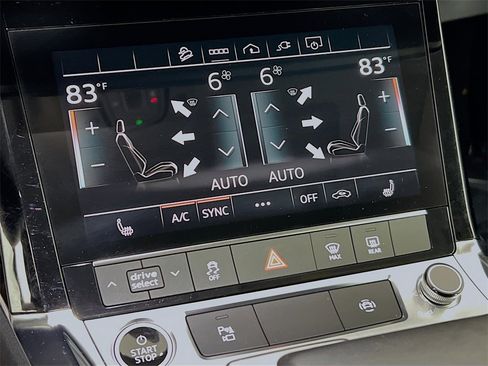 Certified 2022 Audi e-tron Premium w/ Convenience Plus Package image 18