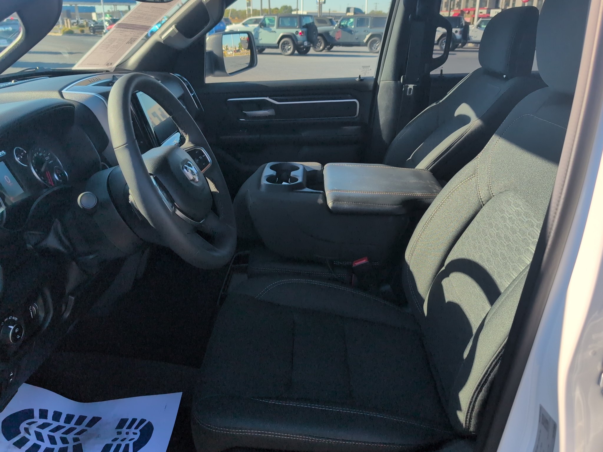 Used 2025 RAM 1500 Big Horn RWD image 17