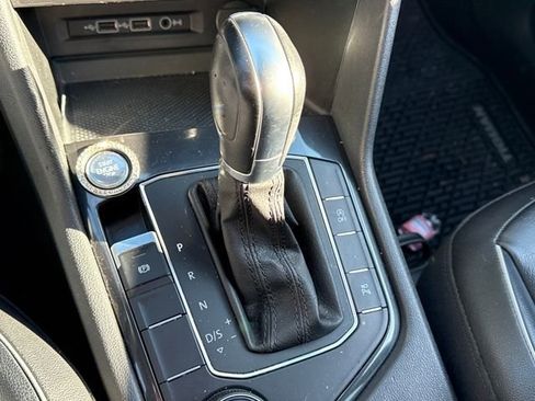 Used 2019 Volkswagen Tiguan SEL Premium R-Line image 22