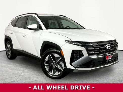 Used 2025 Hyundai Tucson SEL AWD/4WD image 3