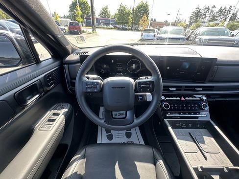 Used 2025 Hyundai Santa Fe Calligraphy image 14