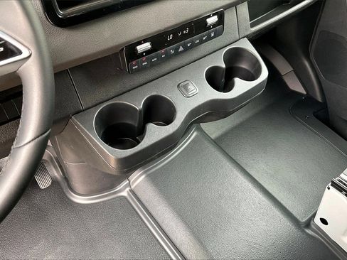 New 2025 Mercedes-Benz Sprinter 2500 image 7