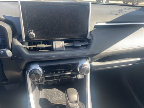 Used 2024 Toyota RAV4 LE image 11