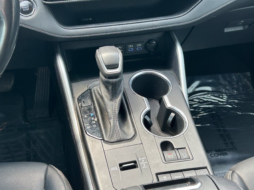 Used 2022 Toyota Highlander XSE FWD image 23
