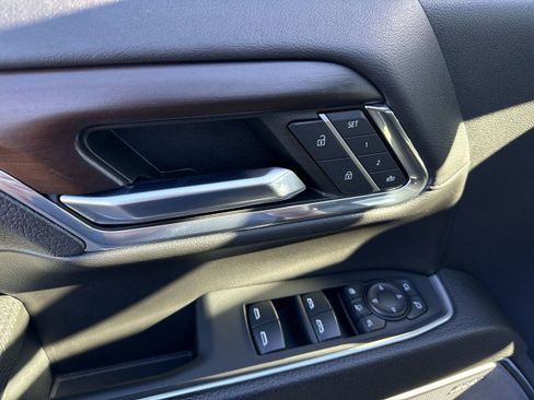 Certified 2024 GMC Sierra 2500 Denali w/ Denali Reserve Package image 15