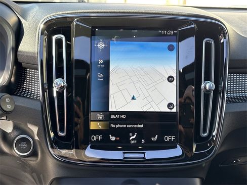 Used 2021 Volvo XC40 T5 R-Design w/ Advanced Package image 19