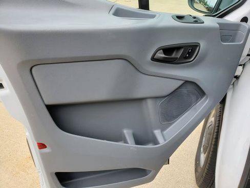 Used 2018 Ford Transit 350 148 Medium Roof RWD image 10