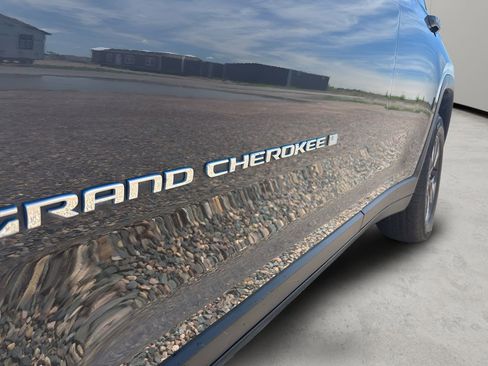 Used 2022 Jeep Grand Cherokee Limited 4xe AWD/4WD image 31