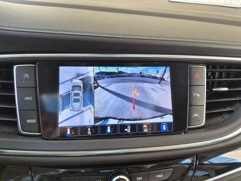Used 2024 Buick Enclave Avenir w/ Avenir Technology Package AWD/4WD image 21