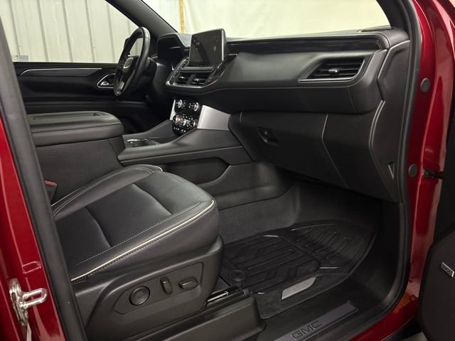 Used 2023 GMC Yukon SLT w/ SLT Premium Package AWD/4WD image 33