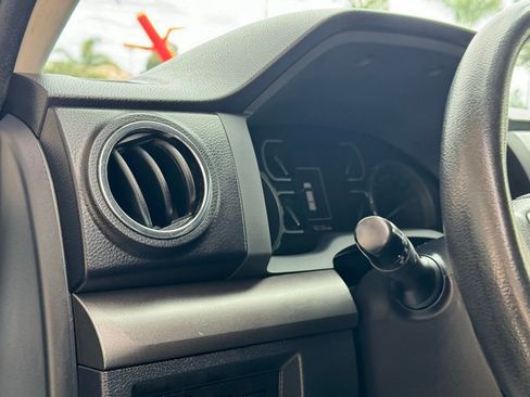 Used 2018 Toyota Tundra SR5 image 19