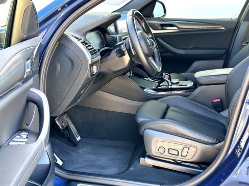 Certified 2025 BMW X4 M40i image 10