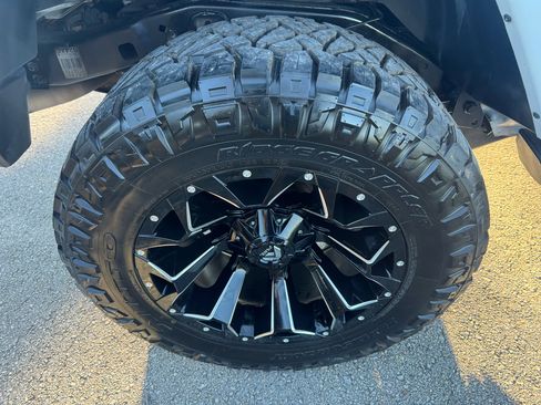 Used 2014 Jeep Wrangler Unlimited Sahara w/ Max Tow Package image 28